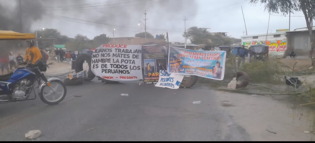 Pescadores en paro indefinido: 90.000 exigen solución y Gobierno flota en promesas